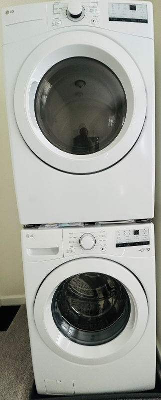 211 Hawkes Ave - Photo 6 of 16