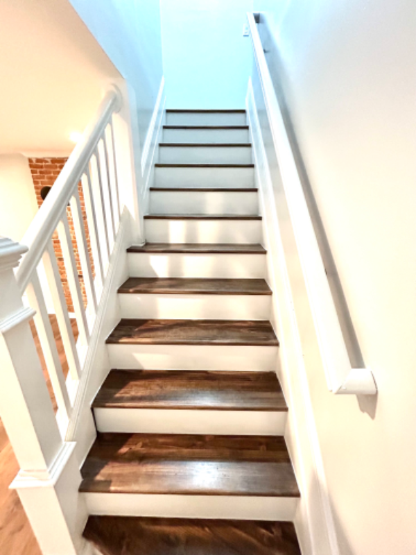 211 Hawkes Ave - Photo 7 of 16