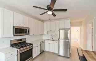 featured image of 4143 N Mcvicker Ave #2