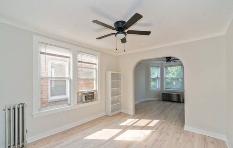 4143 N Mcvicker Ave #2 - Photo 3 of 11