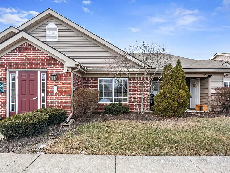 1695 Berrancher Dr - Photo 2 of 50