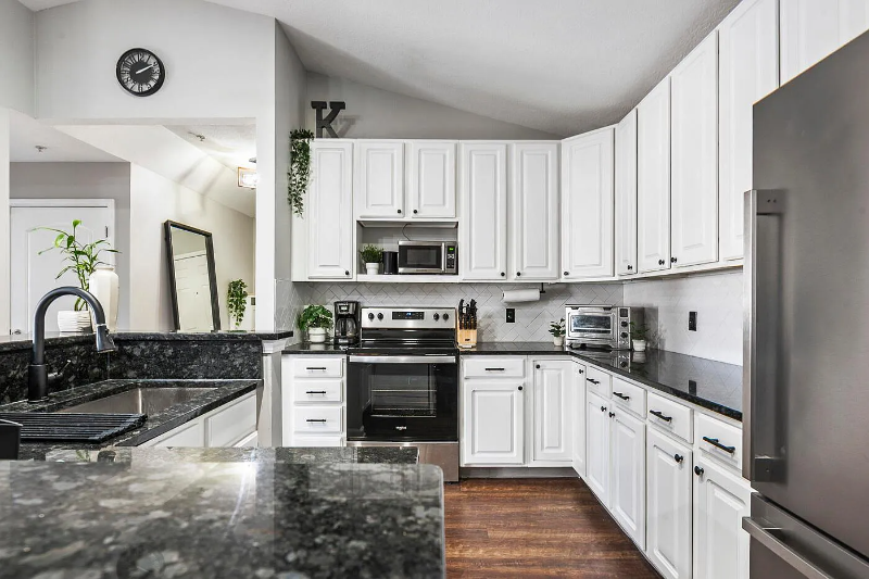 1695 Berrancher Dr - Photo 7 of 50