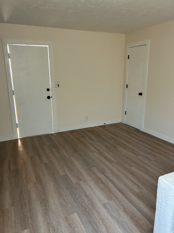 4224 Roma Ave Ne - Photo 4 of 8