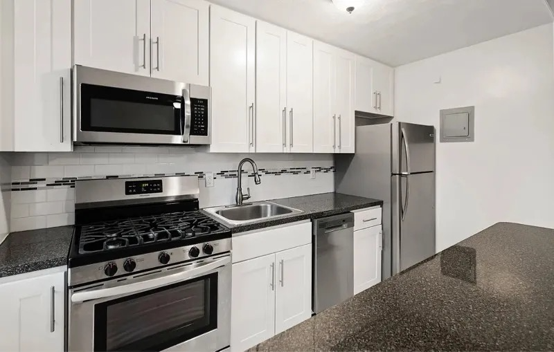 345 Broad St #2 - Photo 3 of 6