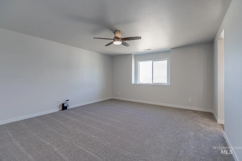 1733 S Seagrass Ave - Photo 3 of 12