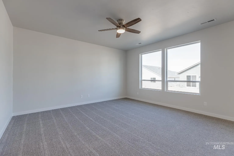 1733 S Seagrass Ave - Photo 5 of 12