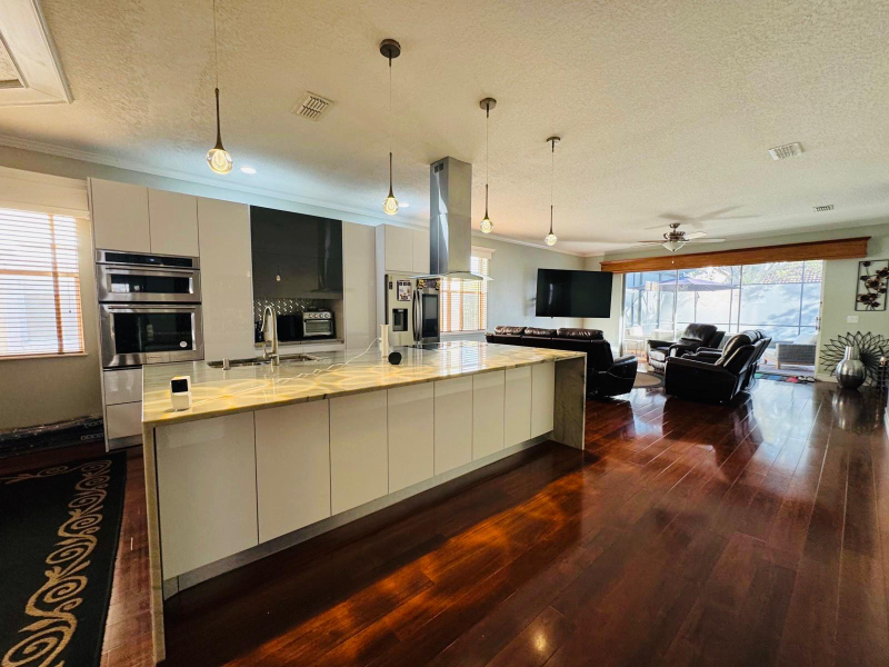 11745 Via Lucerna Cir - Photo 3 of 20