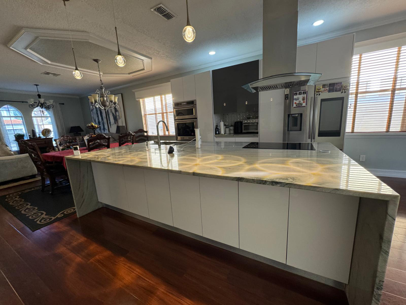 11745 Via Lucerna Cir - Photo 5 of 20