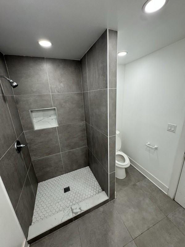 3351 W 38th Pl #1R - Photo 5 of 7