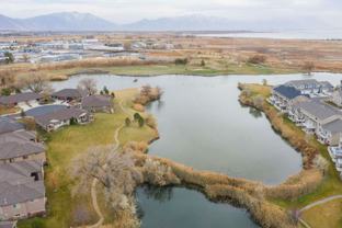 976 1925 West, Unit B - Photo 1 of 1