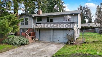 featured image of 2210 27th Ave Se