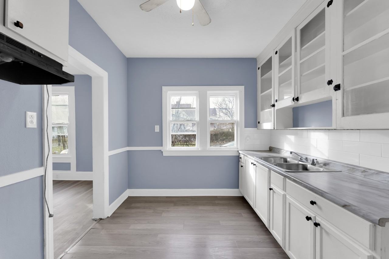 2206 Kenneth Ave #DOWN - Photo 3 of 20