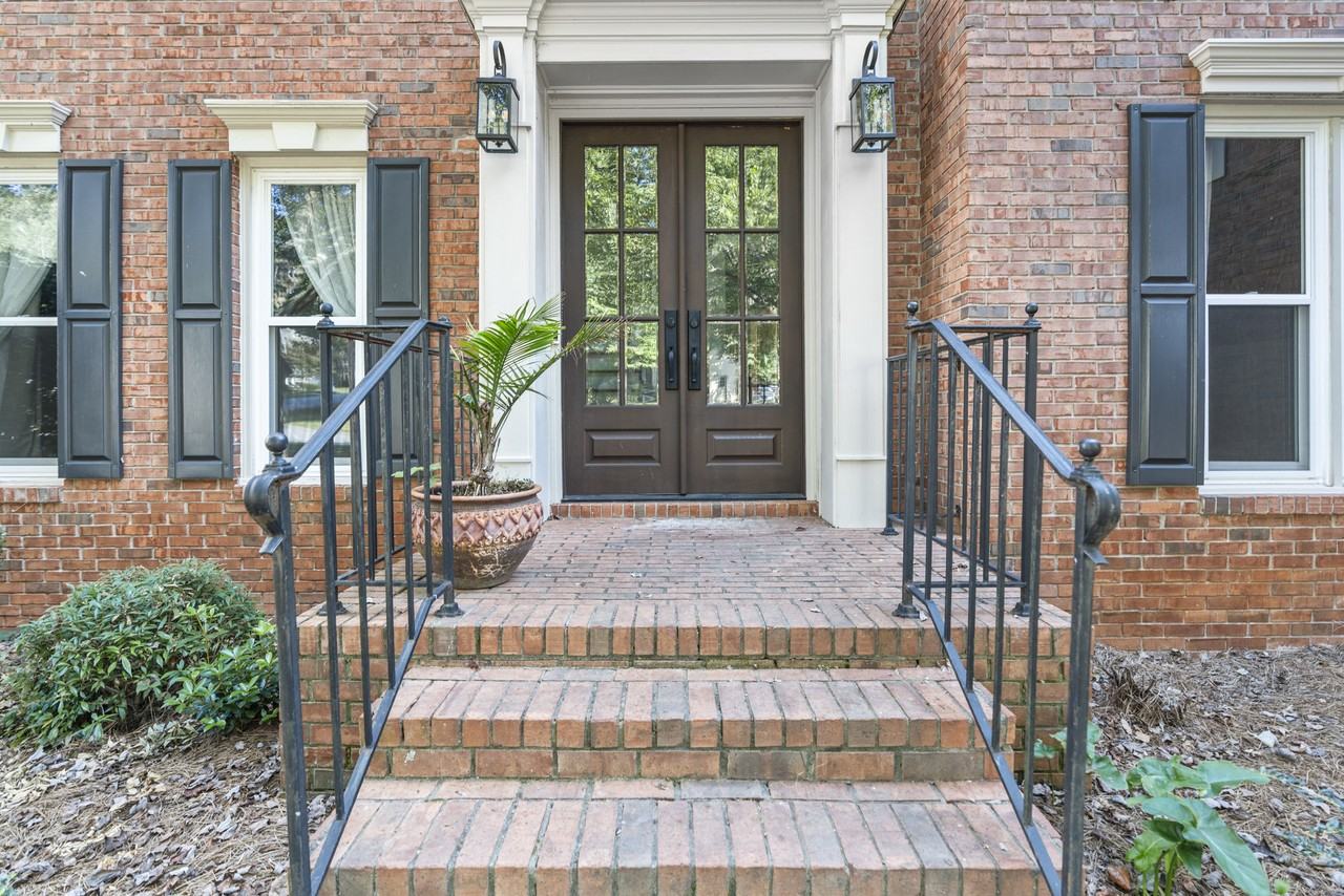 2637 Forest Meadow Ln #NA - Photo 2 of 32