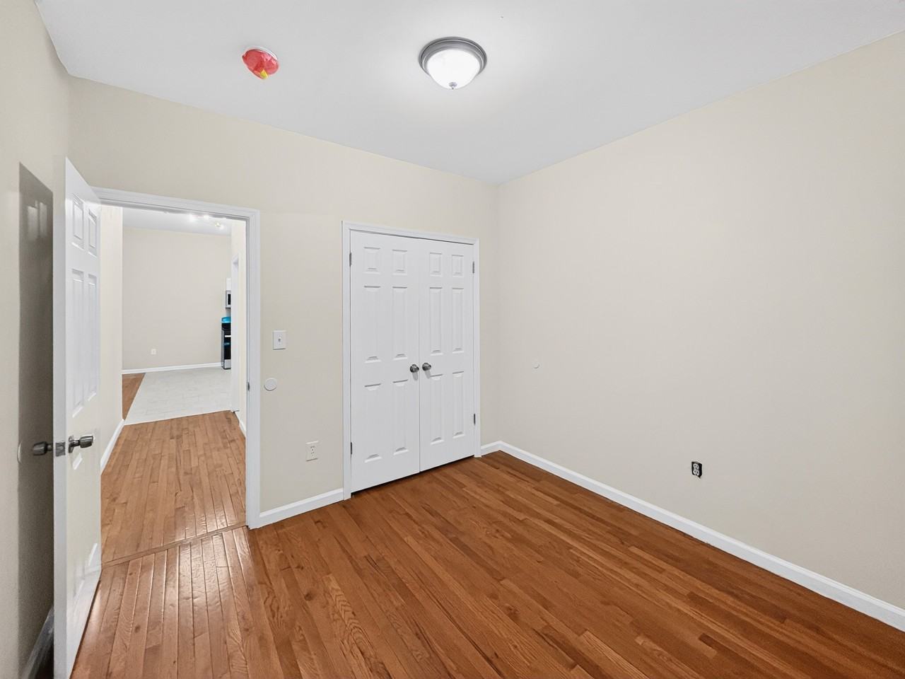 826 S 15th St #1 - Photo 5 of 31