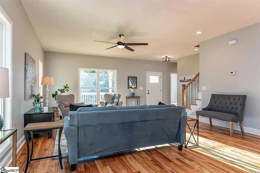 111 Chestnut St #NA - Photo 3 of 19