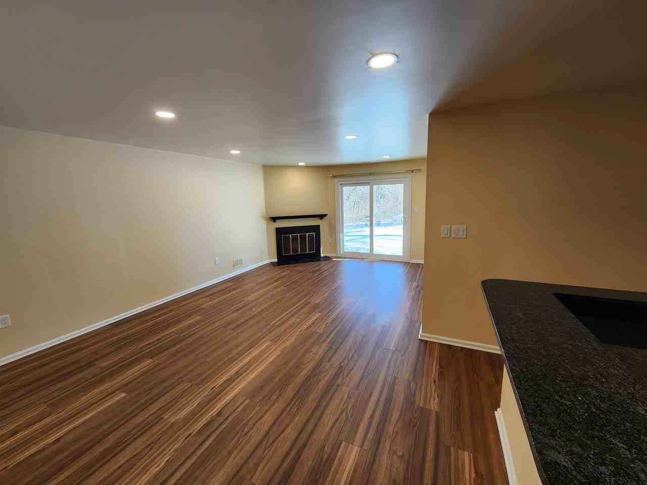 33 Cypress Ct #33 - Photo 3 of 48