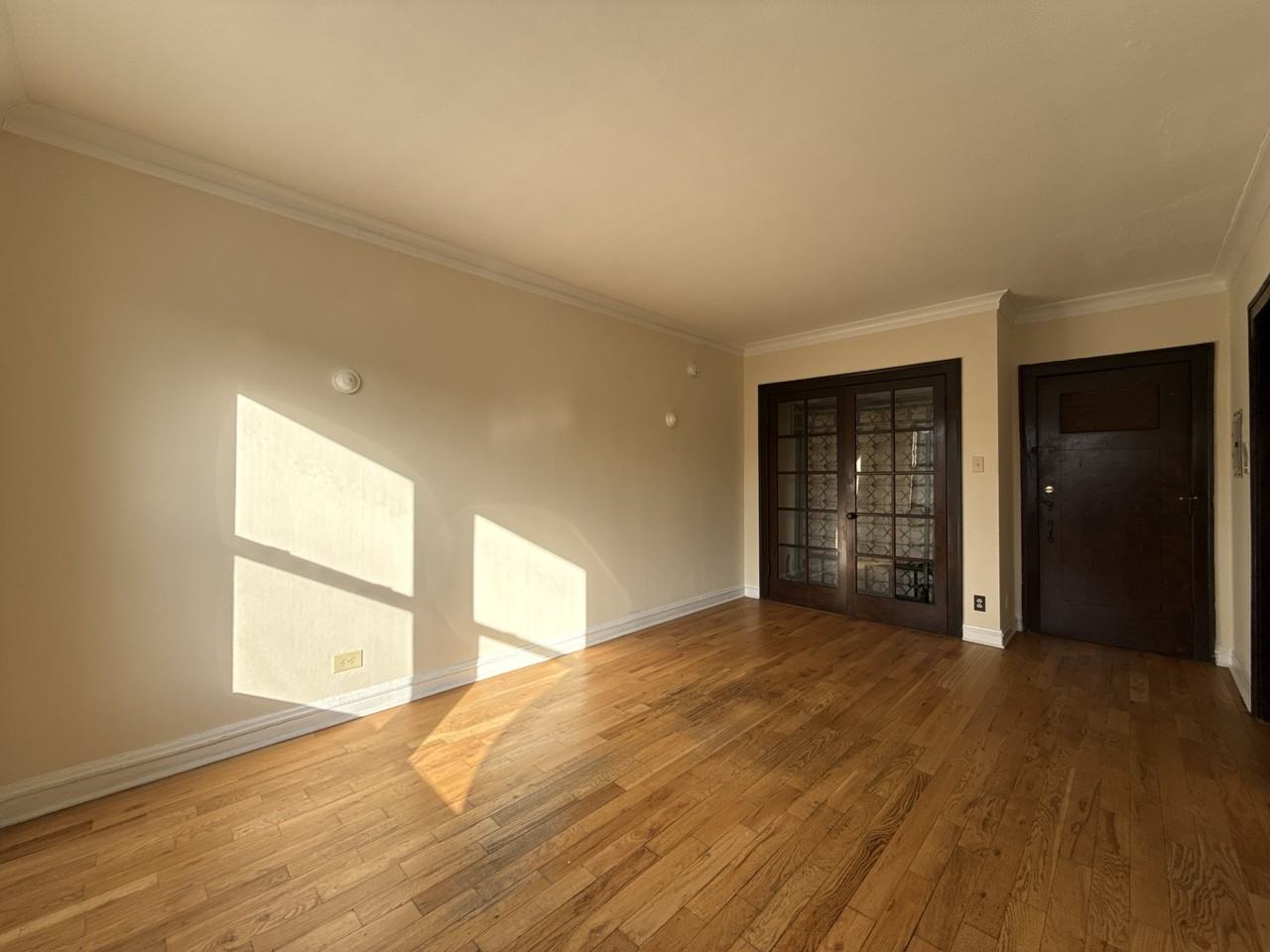 3945 N Pulaski Rd #101 - Photo 4 of 20