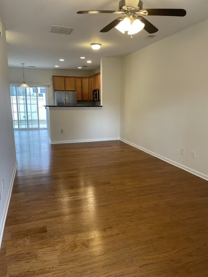 311 Sandy Spring Ln #TH - Photo 2 of 16