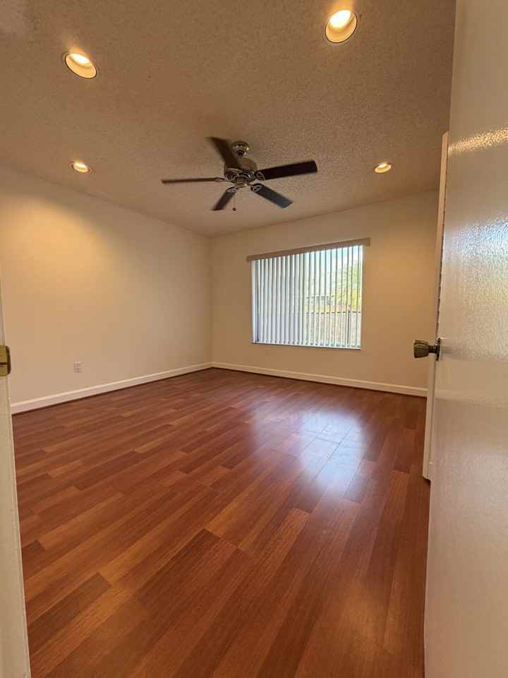 13261 Sw 102nd Ter #NA - Photo 5 of 34