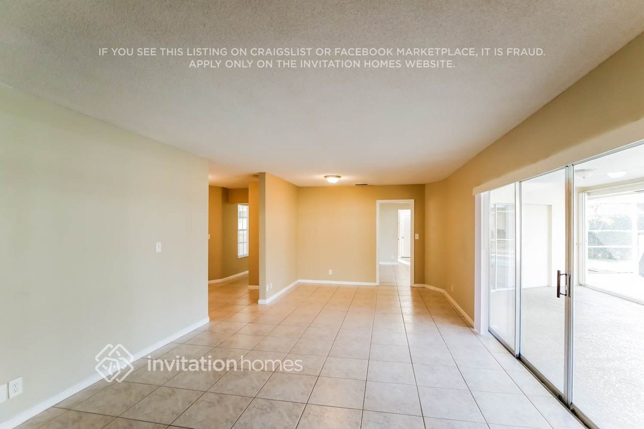 4030 Nw 103rd Dr - Photo 7 of 17