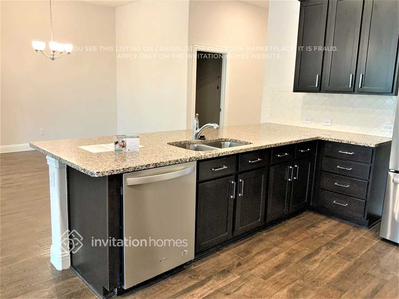 3112 Aransas Ave - Photo 5 of 14