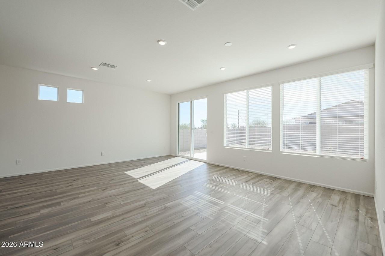 17935 W Calle Lejos - Photo 5 of 40