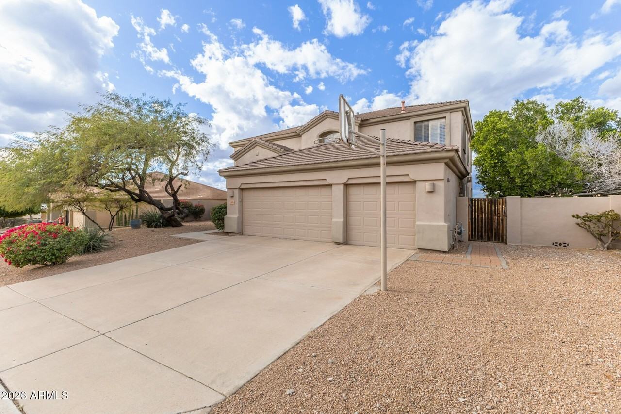 10872 E Raintree Dr - Photo 3 of 50