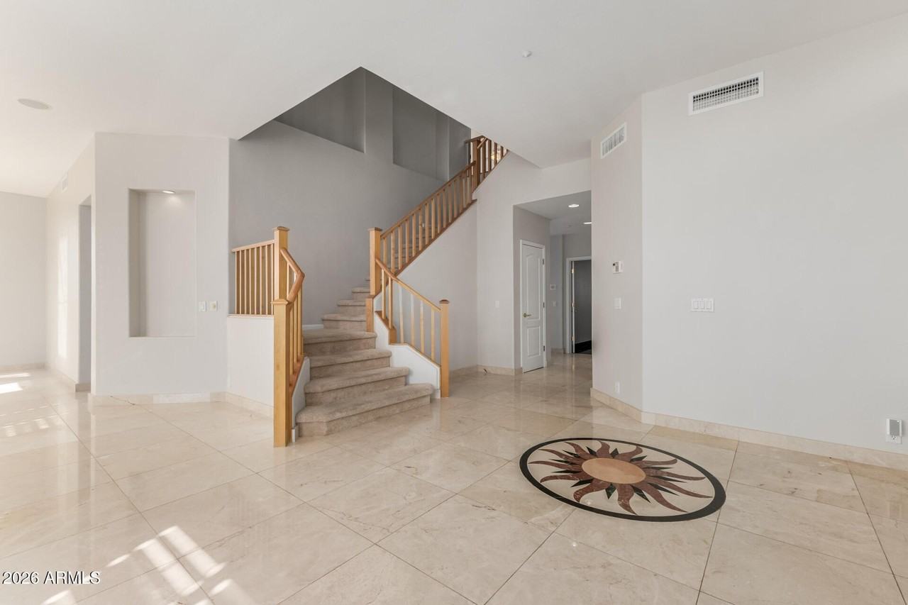 10872 E Raintree Dr - Photo 5 of 50