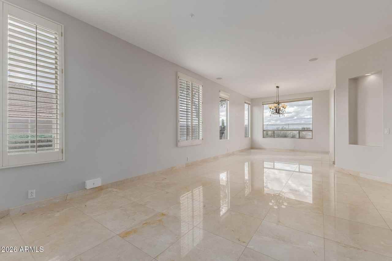 10872 E Raintree Dr - Photo 6 of 50