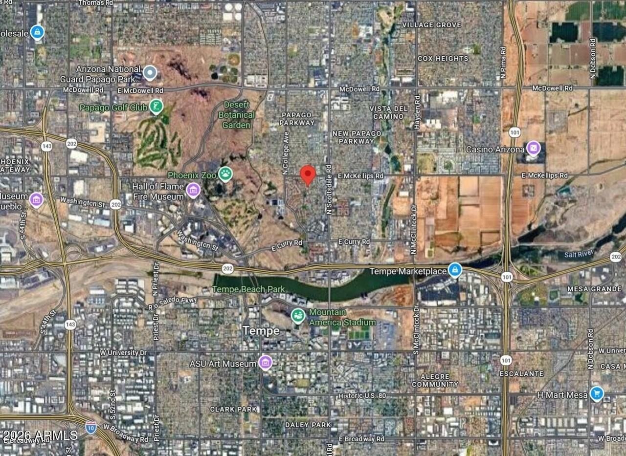 1812 N Mcallister Ave - Photo 3 of 45