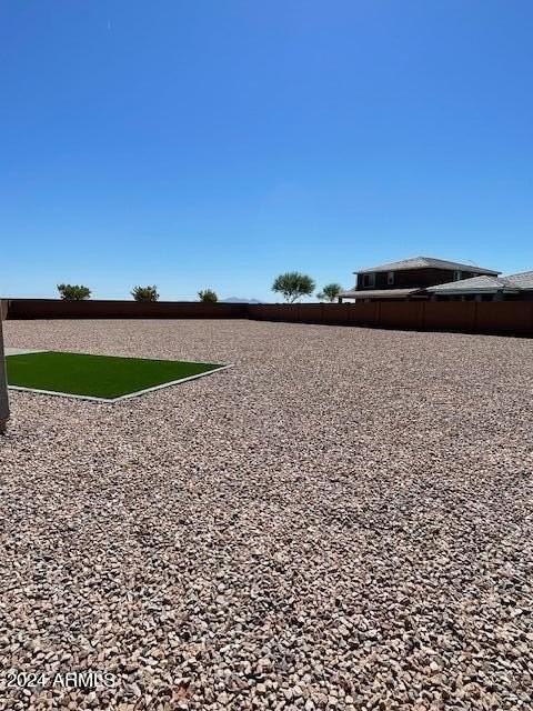 2085 E Wetleaf Pl - Photo 2 of 38