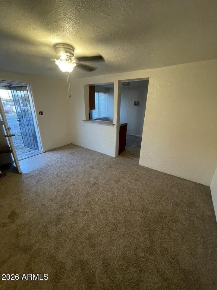 241 E Elwood St Apt 2 #2 - Photo 6 of 19