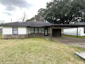 4739 Lawndale Ave - Photo 1 of 1