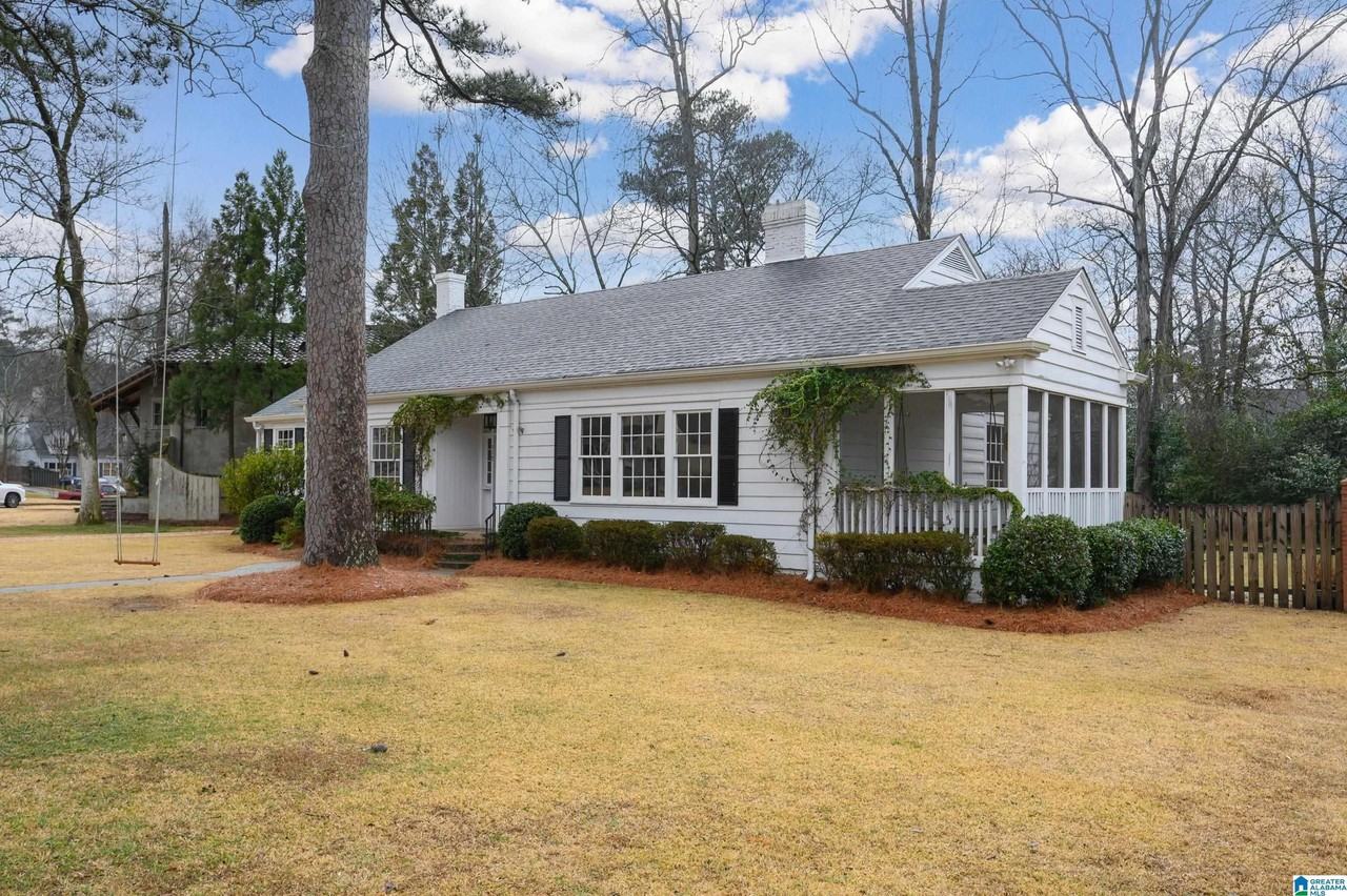 312 E Linwood Dr - Photo 2 of 50