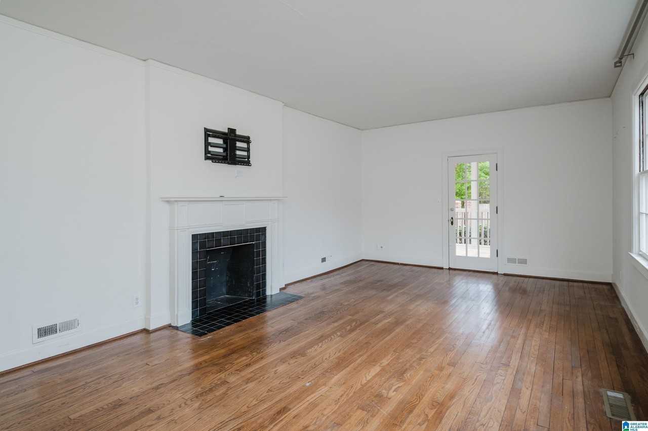 312 E Linwood Dr - Photo 7 of 50