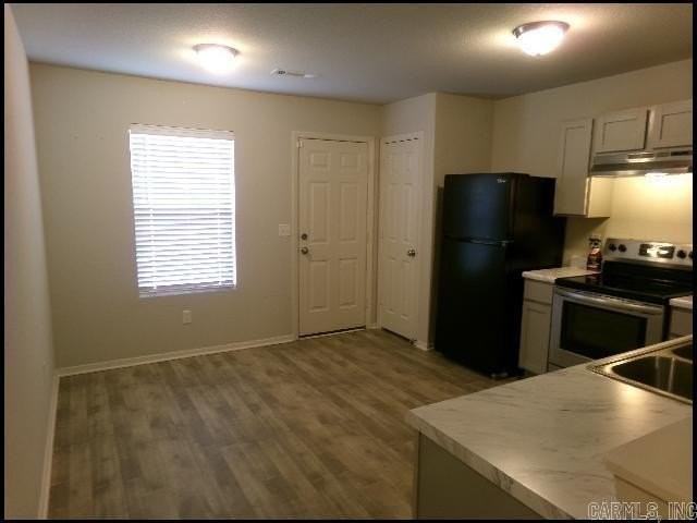 10 Wisteria Dr - Photo 5 of 24