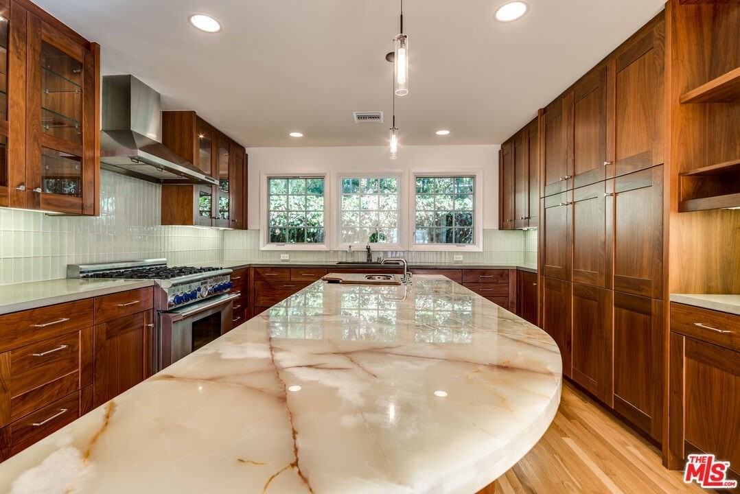 1616 Ashland Ave - Photo 3 of 29