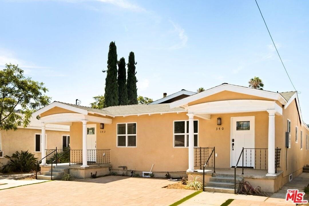 340 S Avenue 56 - Photo 2 of 26