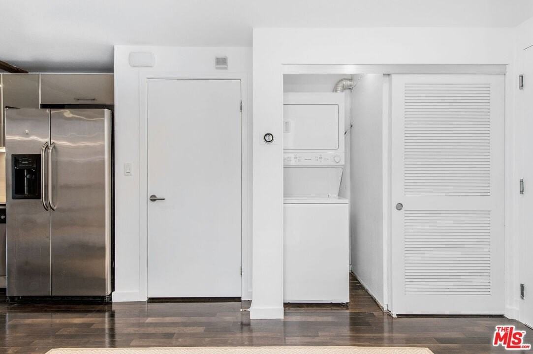 4215 Glencoe Ave Unit 130 #130 - Photo 4 of 17