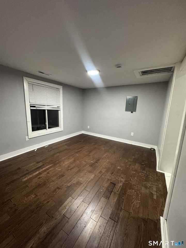 148 Rosette St Unit 1b #1B - Photo 3 of 8