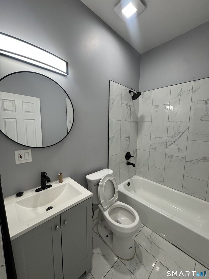 148 Rosette St Unit 1b #1B - Photo 4 of 8