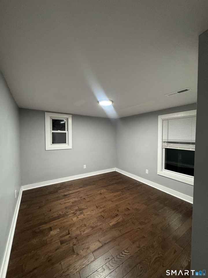 148 Rosette St Unit 1b #1B - Photo 5 of 8