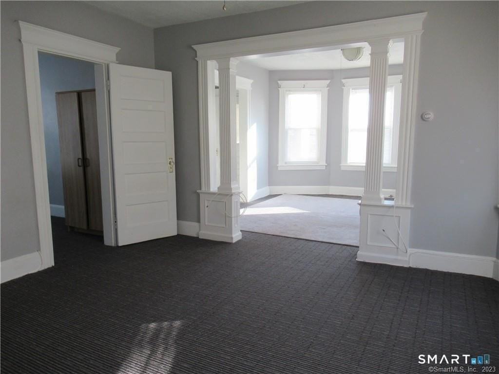 166 Booth St - Photo 4 of 12