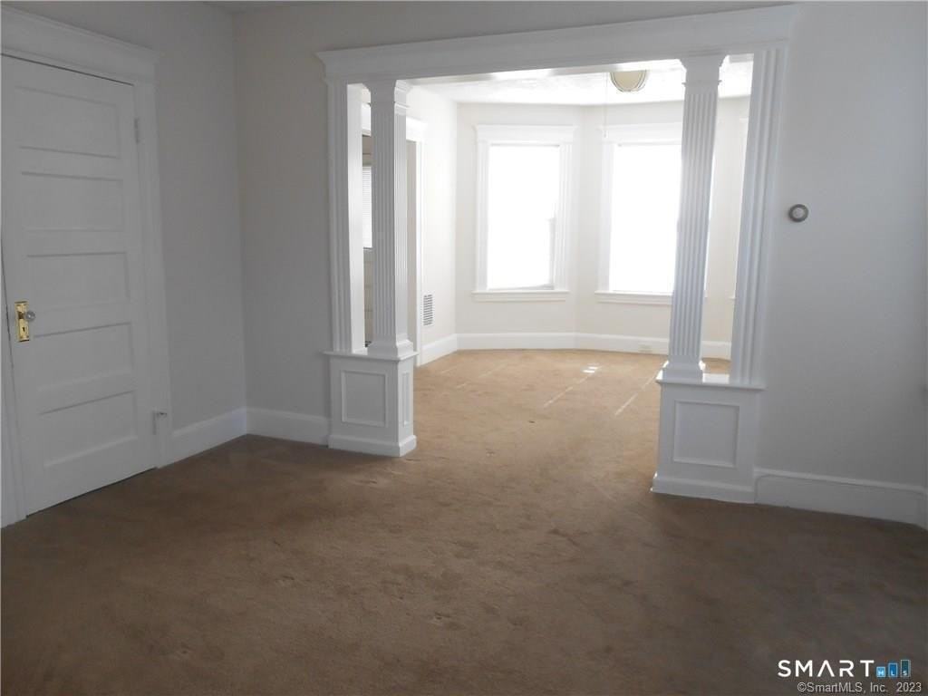 166 Booth St - Photo 5 of 12