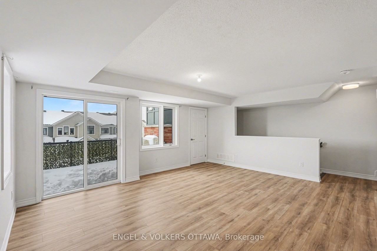 2276 Watercolours Way - Photo 2 of 12