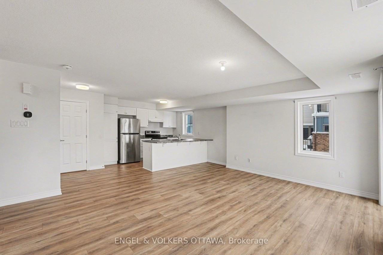 2276 Watercolours Way - Photo 5 of 12