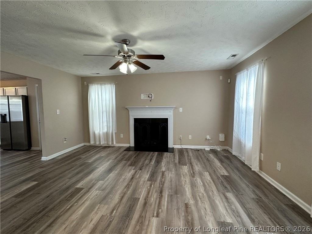 2120 Saint Nicholas Dr - Photo 3 of 32