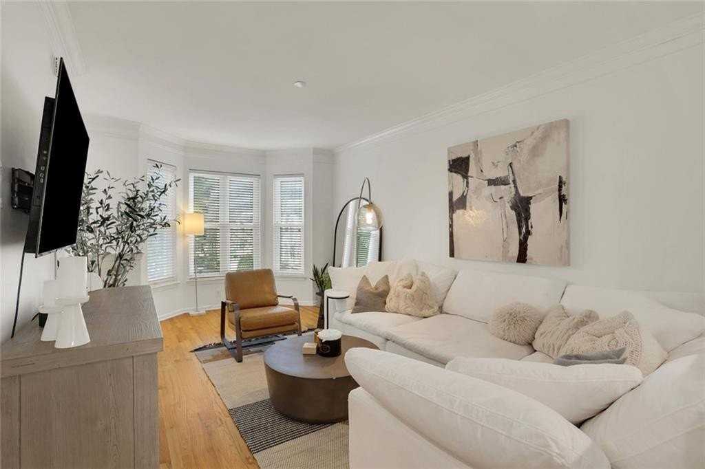 375 Highland Ave Ne Unit 505 #505 - Photo 4 of 38