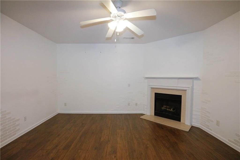 1939 Durwood Ln - Photo 7 of 46