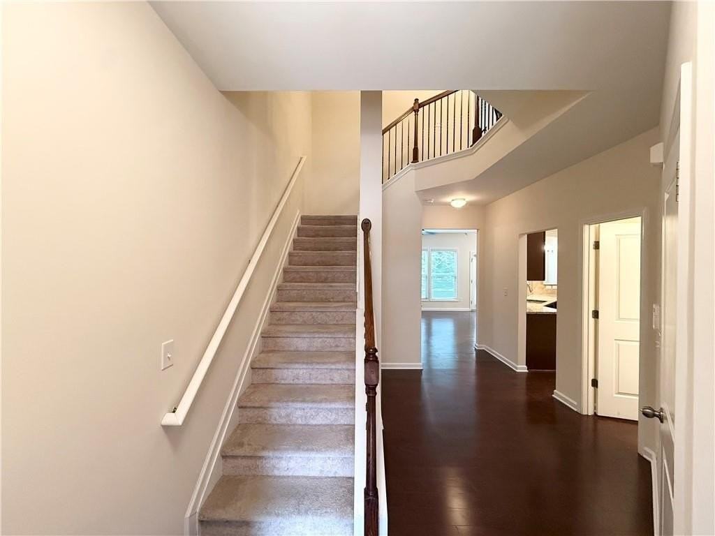 13432 Gardiner Ln - Photo 2 of 33